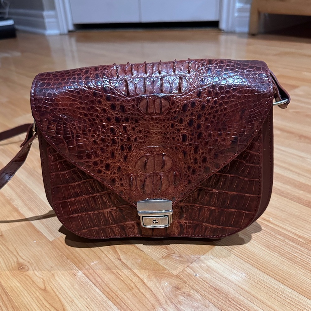 Genuine Leather Crocodile Embossed Crossbody Bag